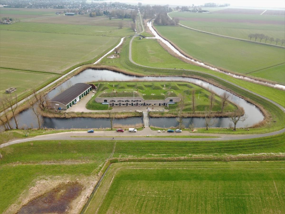 Bed & Breakfast Fort Bakkerskil Nieuwendijk Luaran gambar